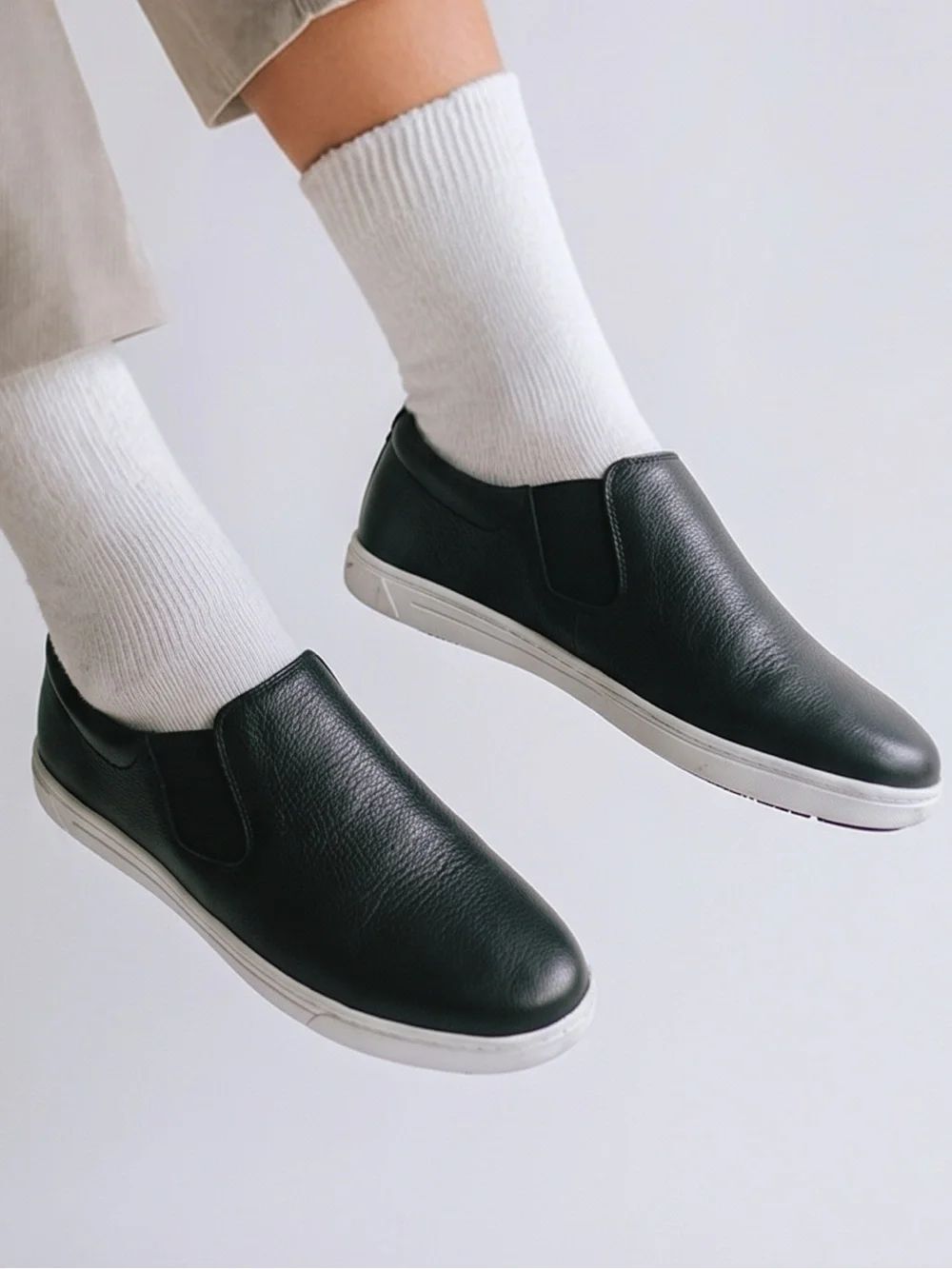 BIRKENSTOCK | NEW Black Slip-On Leather Sneakers Men Size 6 or Women Size 8